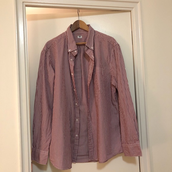 UNIQLO men’s oxford button down red striped shirt - Picture 3 of 5